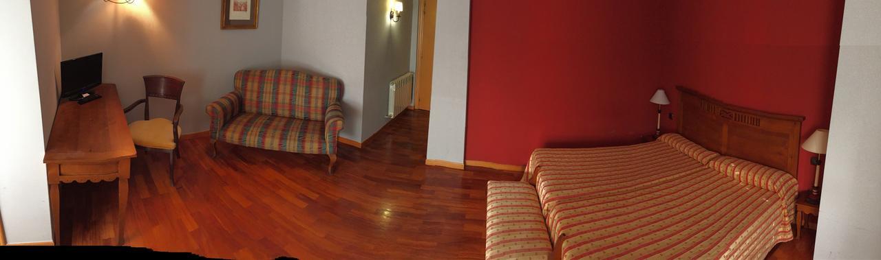 Hotel Los Angeles La Bañeza Dış mekan fotoğraf
