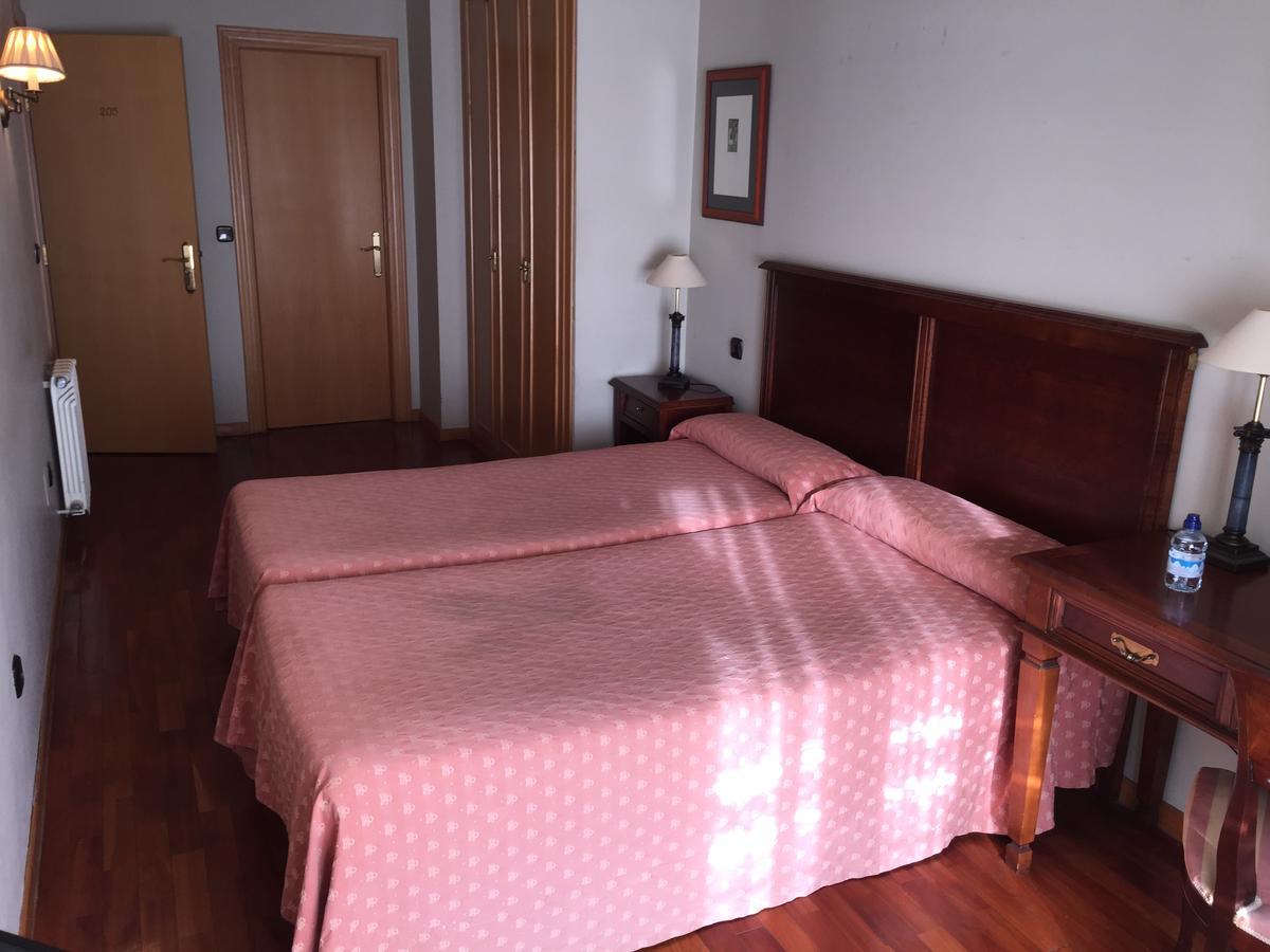 Hotel Los Angeles La Bañeza Dış mekan fotoğraf